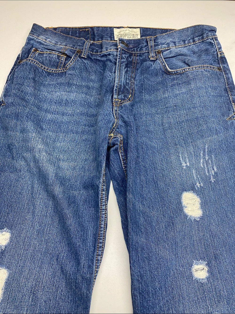 Aeropostale Men's Blue Straight-Leg Distressed Jeans